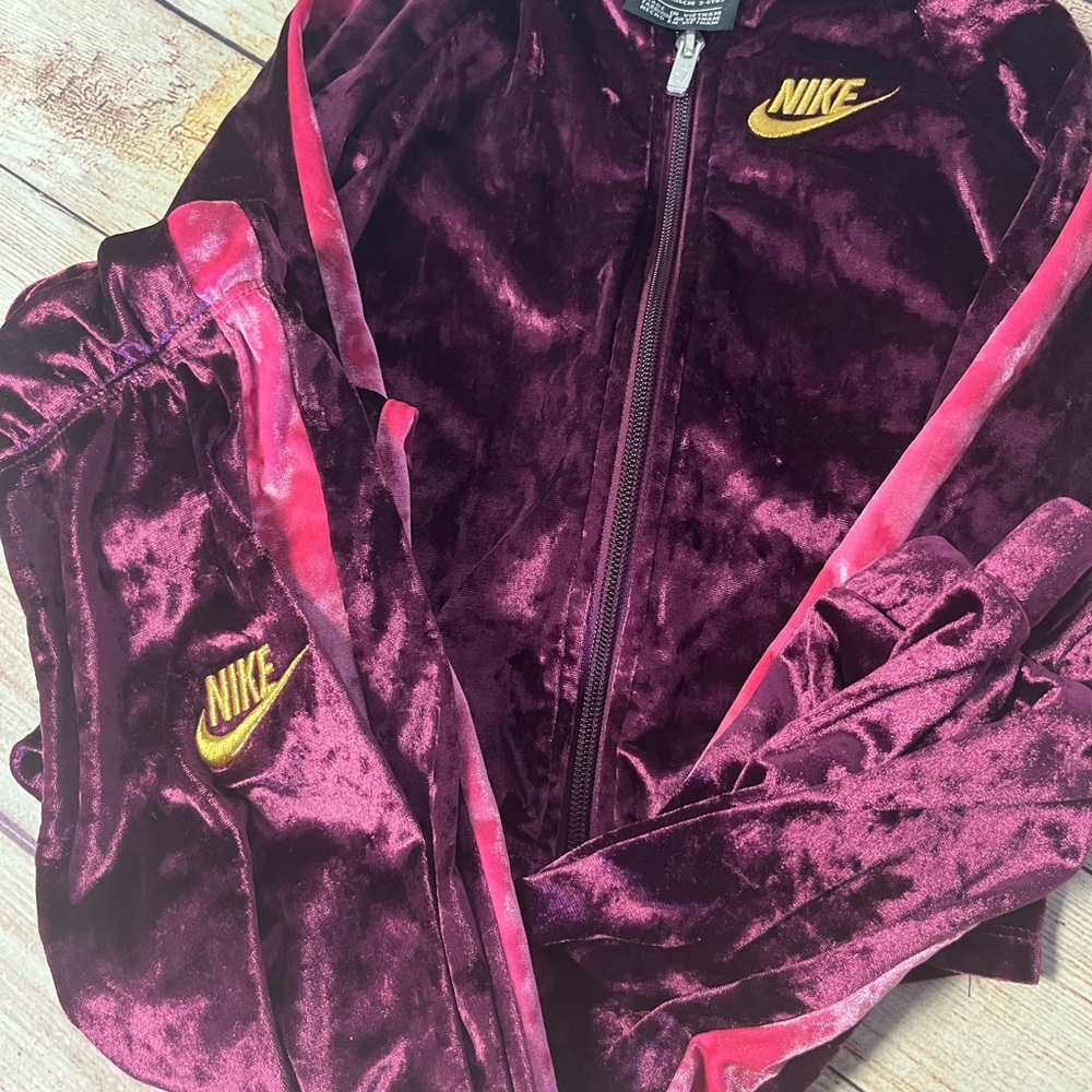 Cute Girls Nike Outfit